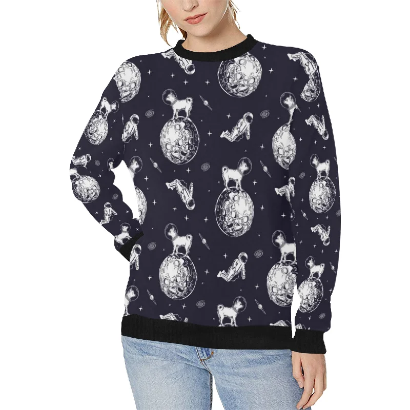 Chihuahua space helmet. astronaut pattern Women's Crew Neck Sweatshirt