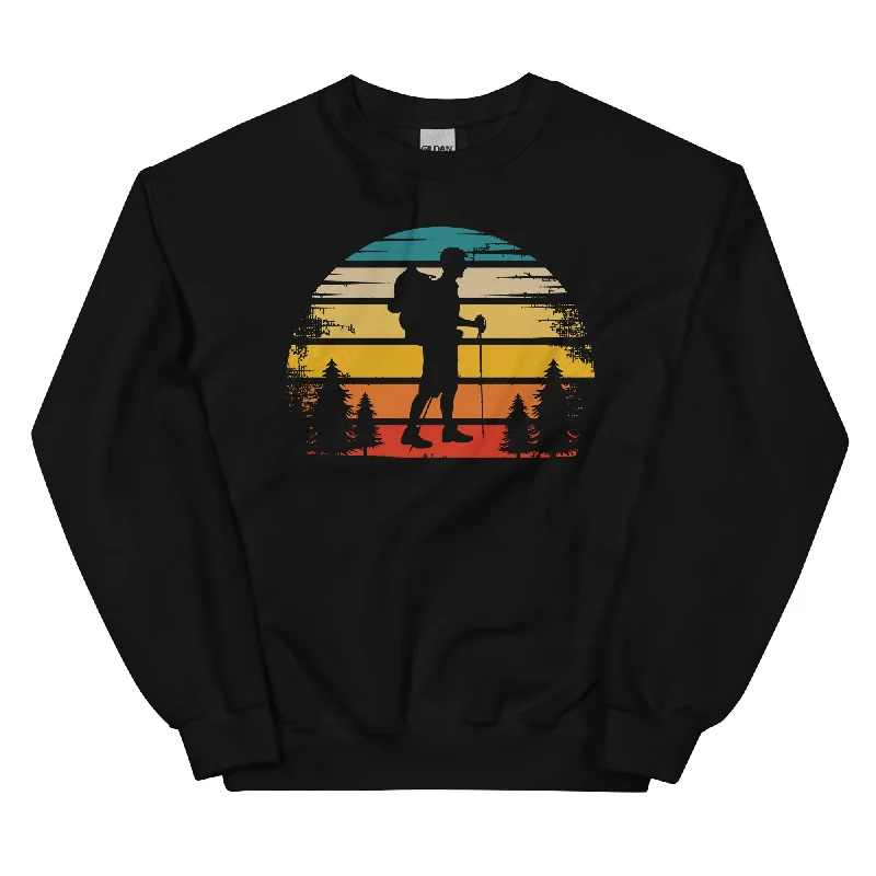 Retro Sonne und Wandern - Sweatshirt (Unisex)