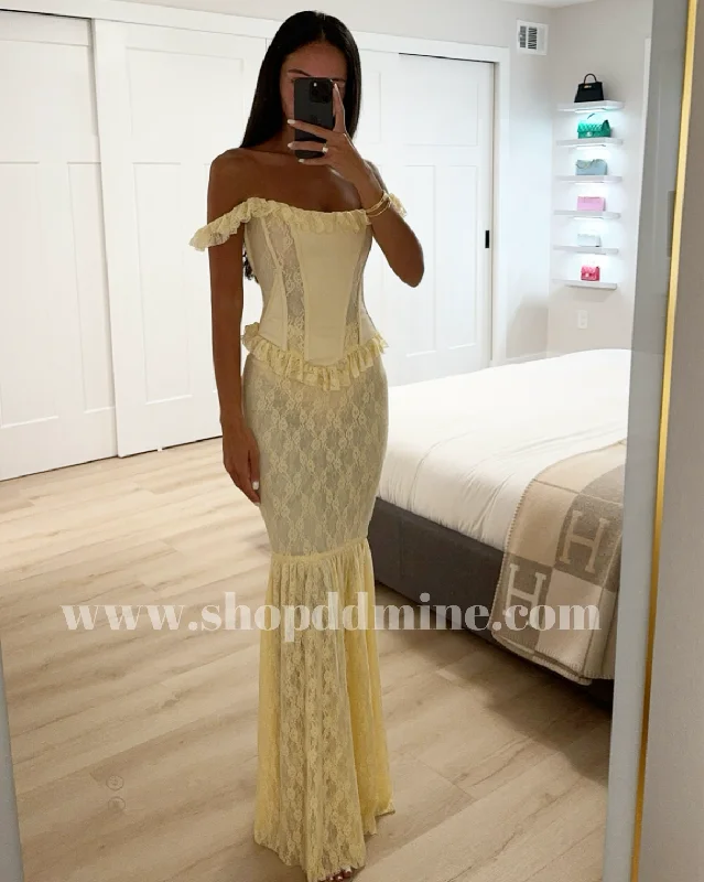 ERSILIA PALE YELLOW LACE CORSET MAXI GOWN