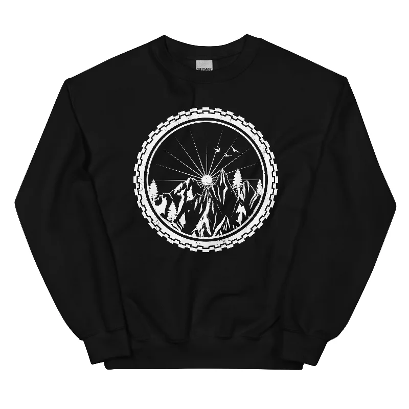 Rad mit Bergen drinnen - Sweatshirt (Unisex)